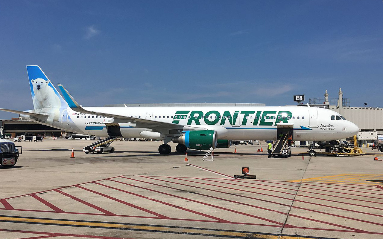 United rejoint American, Southwest, Frontier, Delta, JetBlue et d'autres compagnies aériennes pour priver les voyageurs de leurs droits, alors que le gouvernement américain adopte de nouvelles mesures concernant la règle d'indemnisation financière : tout ce que vous devez savoir