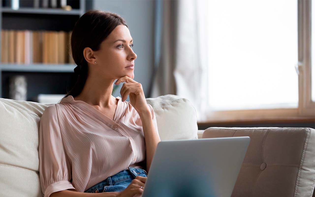 Selon le psychologue, les personnes qui pensent souvent à quelqu'un de leur passé n'en sont pas conscientes, mais leur esprit essaie de leur dire quelque chose.