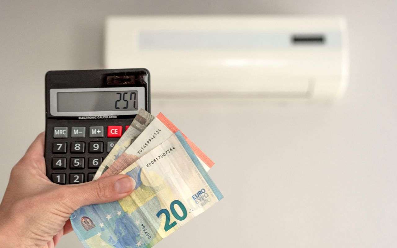 Un couple économise 90 % de ses dépenses en électricité grâce à un système de chauffage inhabituel.