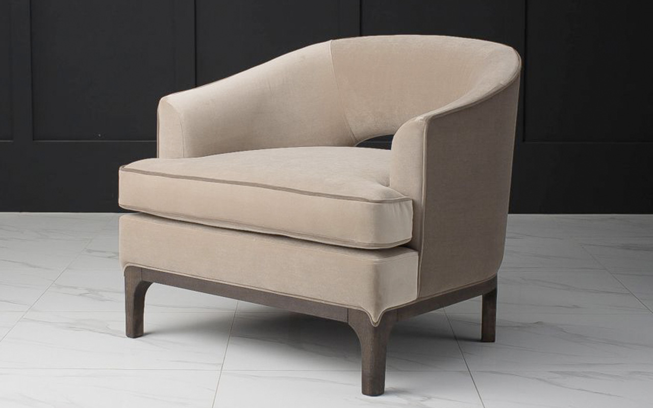 Les fauteuils disparaissent des salons. Ils sont remplacés par une nouvelle tendance en matière de design, plus confortable et plus pratique.