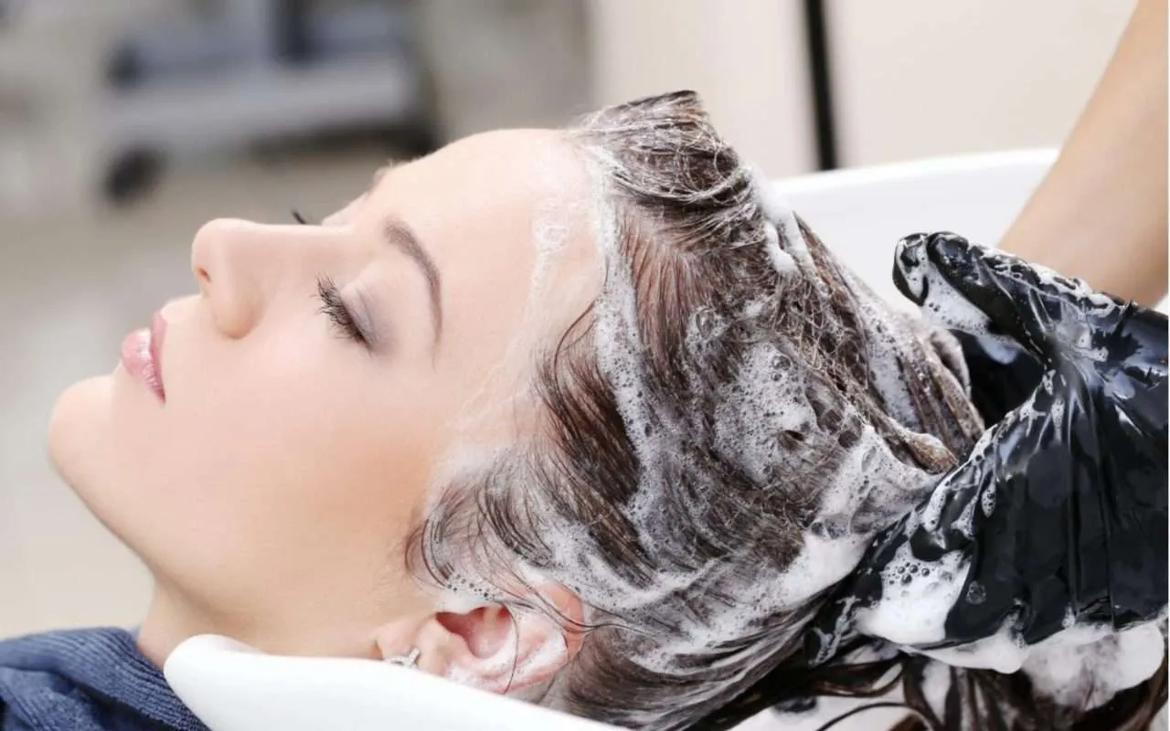 Que se passe-t-il si on ne se lave pas les cheveux pendant 7 jours ? Le résultat en a surpris plus d'un.