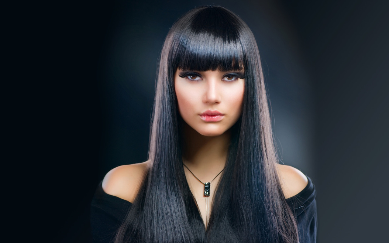 Est-il permis de teindre ses cheveux en noir selon les lois islamiques ? Réponse du mufti.